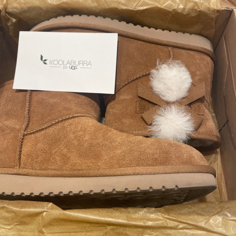 Koolaburra Tan Winter Boots with Suede Pom-Poms